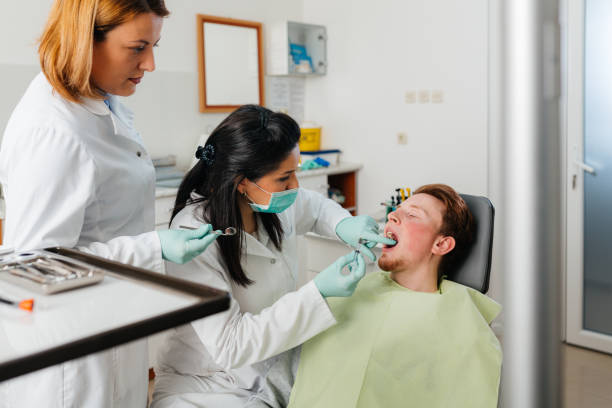 Best Dentist for Tooth Abscess  in Metamora, IL